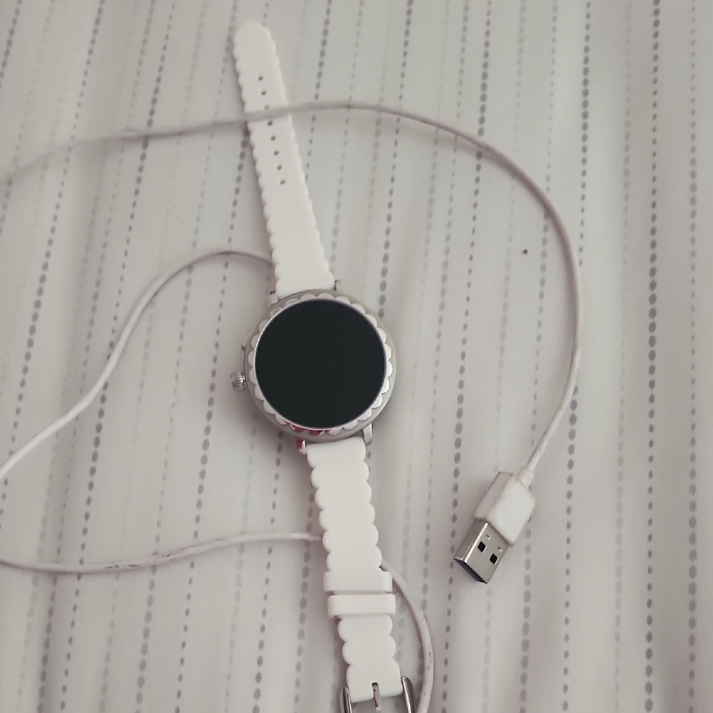 Kate Spade White Smartwatch with USB Charger